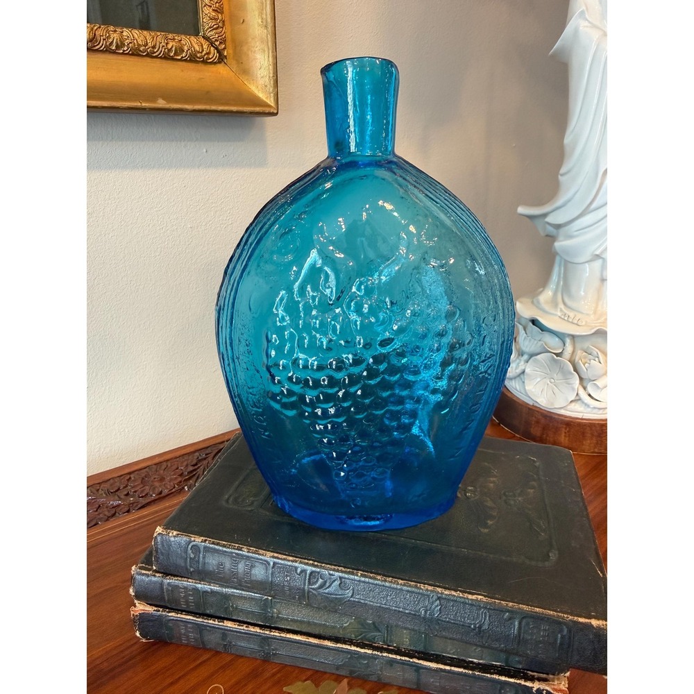 Vintage Clevenger Bros Blue Glass Bottle - Eagle and Grapes 8" - Picture 10 of 17